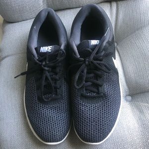 Nike Women’s Black Running Shoes